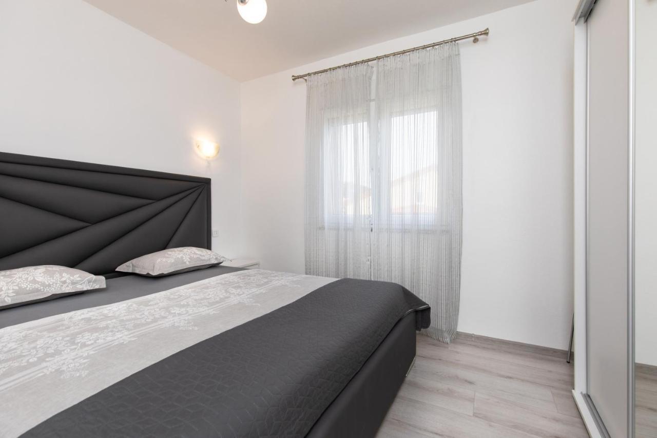 Villa Nina Baska Exteriér fotografie