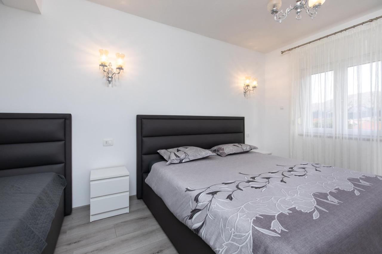 Villa Nina Baska Exteriér fotografie